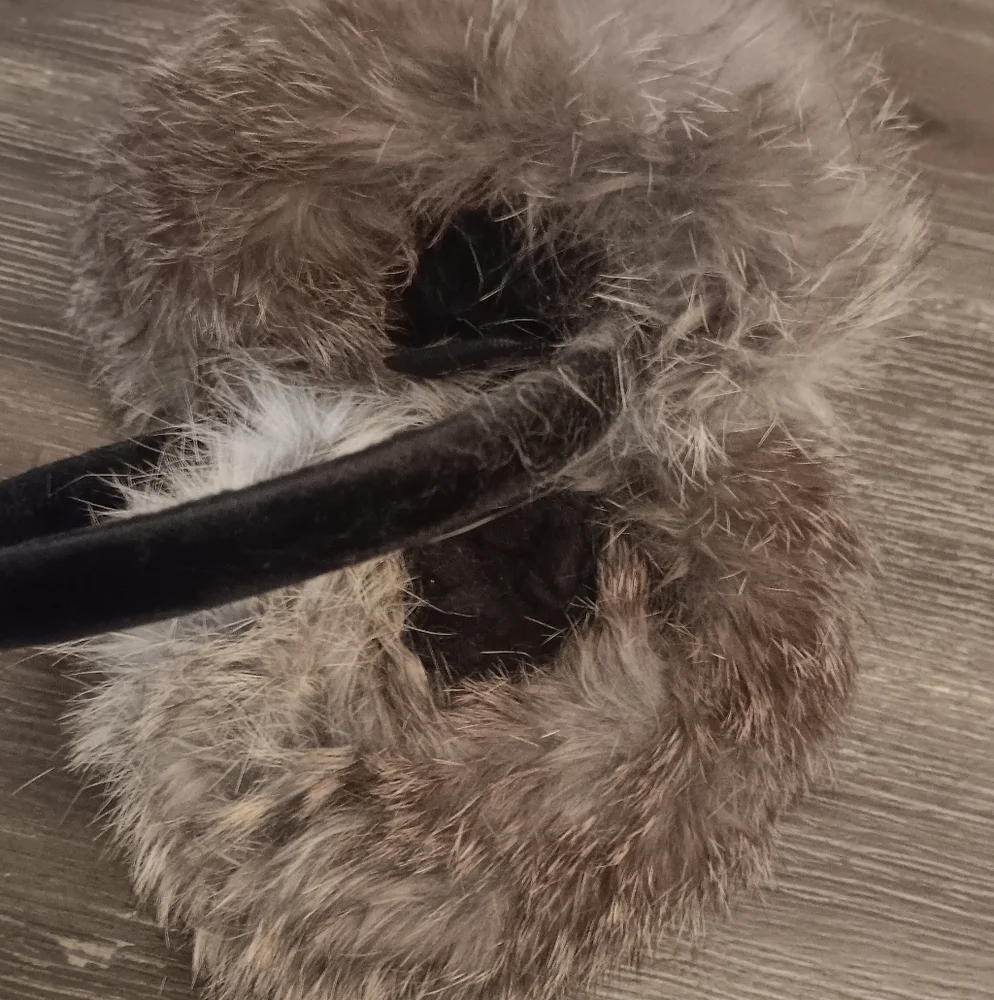 Elegant Rabbit Fur Earmuffs - Black and Gray - Picture 10 of 15